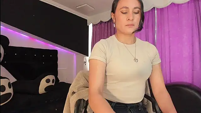 Coral Gibson online show from 03/28/26, 02:07