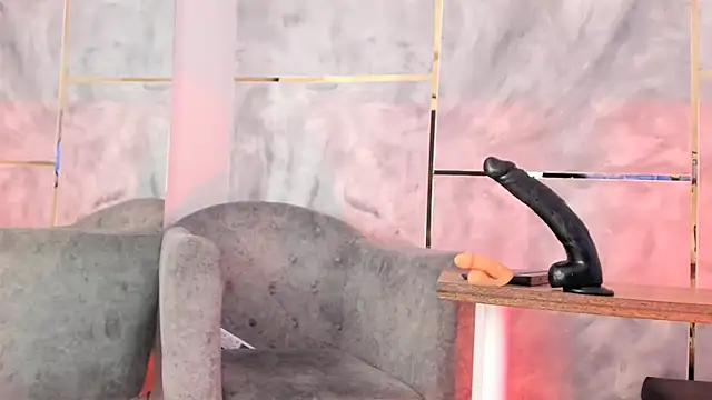 Ellaochoa online show from 11/10/25, 11:26