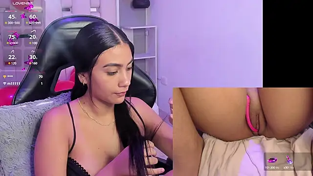 Snapshot of EvaHale_ chatting on 02/14/25, 12:19 EvaHale online show from 02/14/25, 12:19