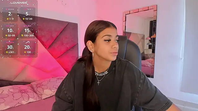 GiaFu online show from 12/18/25, 06:12