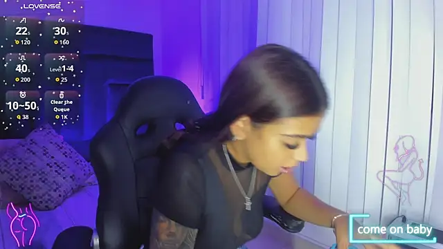 GiaFu online show from 10/24/25, 04:28