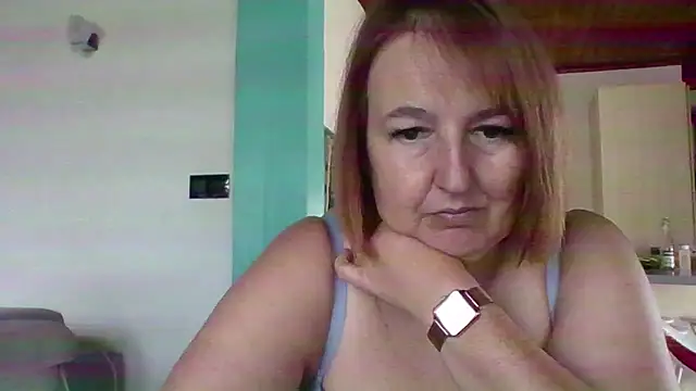 Snapshot of Sandcoq chatting on 10/09/25, 08:15 Sandcoq online show from 10/09/25, 08:15