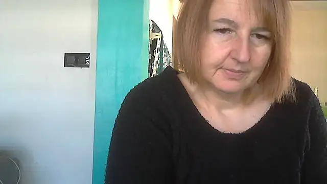 Snapshot of Sandcoq chatting on 09/29/25, 07:59 Sandcoq online show from 09/29/25, 07:59