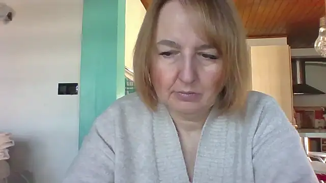 Snapshot of Sandcoq chatting on 03/02/26, 09:27 Sandcoq online show from 03/02/26, 09:27