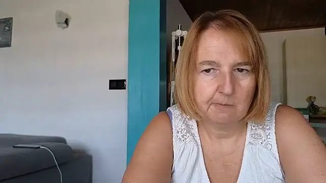 Snapshot of Sandcoq chatting on 07/13/26, 07:51 Sandcoq online show from 07/13/26, 07:51