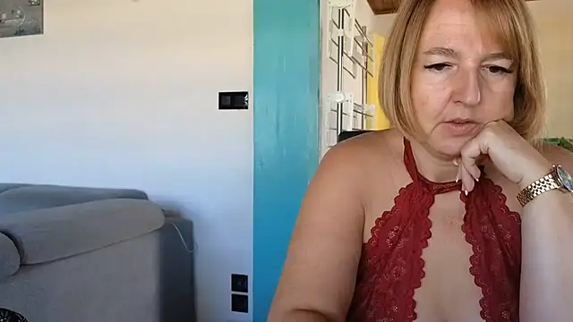 Snapshot of Sandcoq chatting on 07/21/26, 08:15 Sandcoq online show from 07/21/26, 08:15