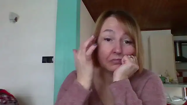 Snapshot of Sandcoq chatting on 02/11/26, 01:00 Sandcoq online show from 02/11/26, 01:00