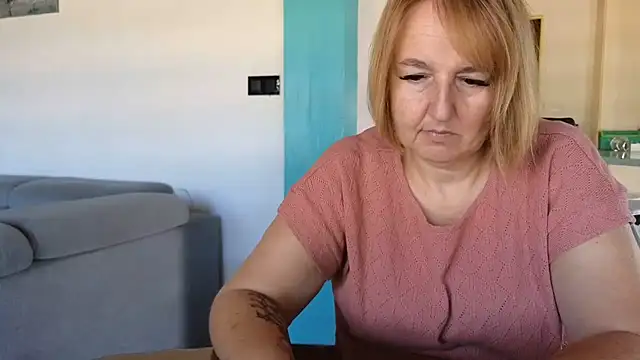 Snapshot of Sandcoq chatting on 07/17/26, 08:55 Sandcoq online show from 07/17/26, 08:55