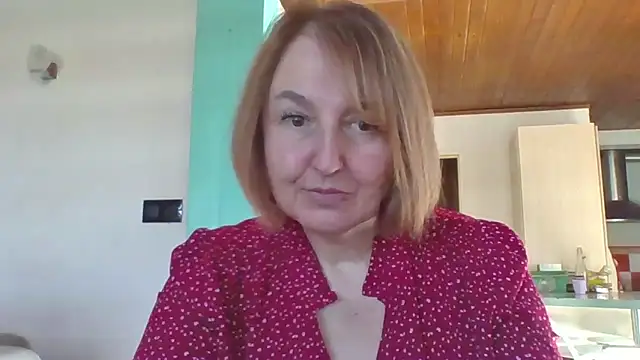 Snapshot of Sandcoq chatting on 02/26/26, 01:22 Sandcoq online show from 02/26/26, 01:22