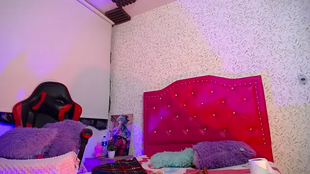 Snapshot of kaoz_36 chatting on 12/17/25, 08:58 kaoz 36 online show from 12/17/25, 08:58