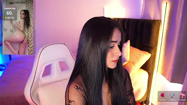 abigail adamss online show from 10/19/25, 07:16