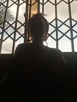 Crazybitchtheanalgoddess4 online show from 05/17/26, 01:55
