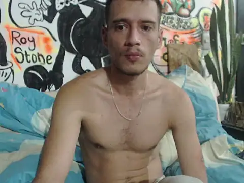 roystonee01 online show from 09/09/25, 09:41