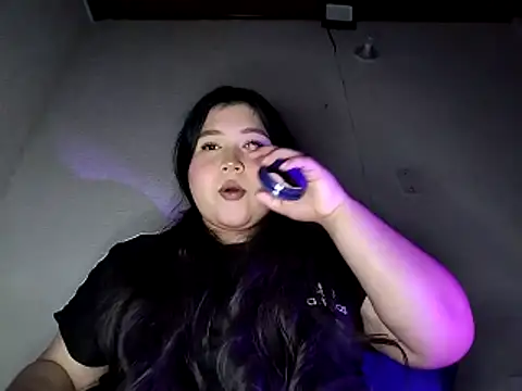 Snapshot of sharyl_24 chatting on 01/05/26, 10:57 sharyl 24 online show from 01/05/26, 10:57