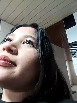 Snapshot of sharyl_24 chatting on 03/12/25, 09:35 sharyl 24 online show from 03/12/25, 09:35