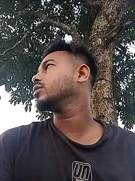 arafat mia online show from 10/25/25, 12:21