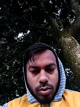 arafat mia online show from 12/19/25, 12:36