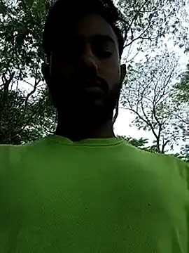 Snapshot of arafat_mia chatting on 04/06/26, 06:03 arafat mia online show from 04/06/26, 06:03