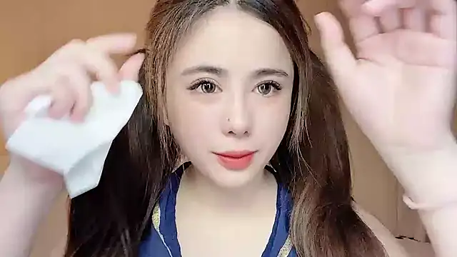 Snapshot of jiaozi-kiss chatting on 03/11/25, 05:57 jiaozi-kiss online show from 03/11/25, 05:57