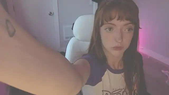 foxxyyyred online show from 05/10/26, 01:04