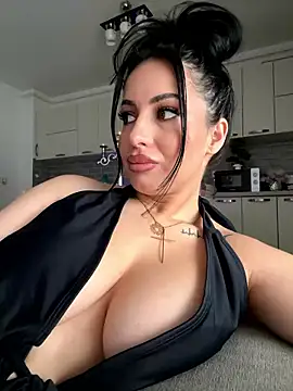 Snapshot of melissablack chatting on 01/16/26, 08:40 melissablack online show from 01/16/26, 08:40