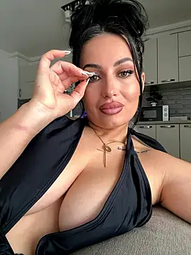 Snapshot of melissablack chatting on 01/14/26, 09:35 melissablack online show from 01/14/26, 09:35