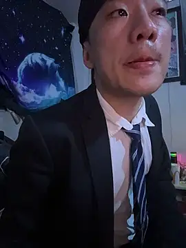 Snapshot of ex199212 chatting on 06/05/26, 12:55 ex199212 online show from 06/05/26, 12:55