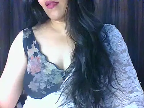 Snapshot of santurmom chatting on 04/29/26, 05:30 santurmom online show from 04/29/26, 05:30