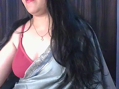 Snapshot of santurmom chatting on 06/17/26, 06:40 santurmom online show from 06/17/26, 06:40