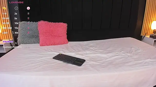 Snapshot of sweetsofia18 chatting on 03/16/25, 10:42 sweetsofia18 online show from 03/16/25, 10:42