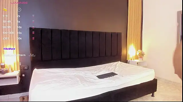 Snapshot of sweetsofia18 chatting on 11/27/25, 03:45 sweetsofia18 online show from 11/27/25, 03:45