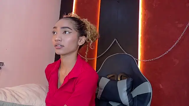 Charlotte Love10 online show from 01/15/26, 09:07