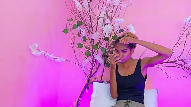 Charlotte Love10 online show from 03/15/26, 11:39