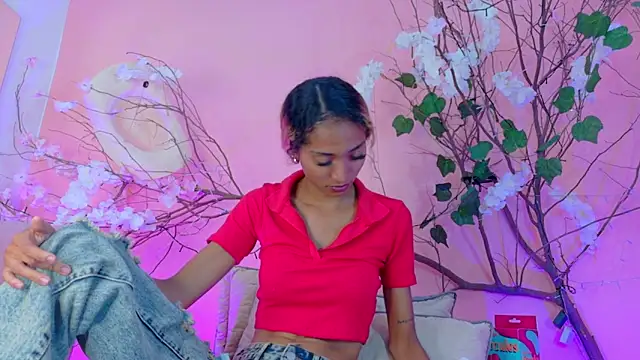 Charlotte Love10 online show from 04/07/26, 10:00