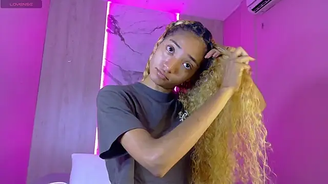 Charlotte Love10 online show from 11/20/25, 12:17