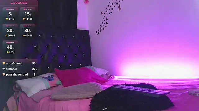 littleayshel online show from 11/13/25, 01:26