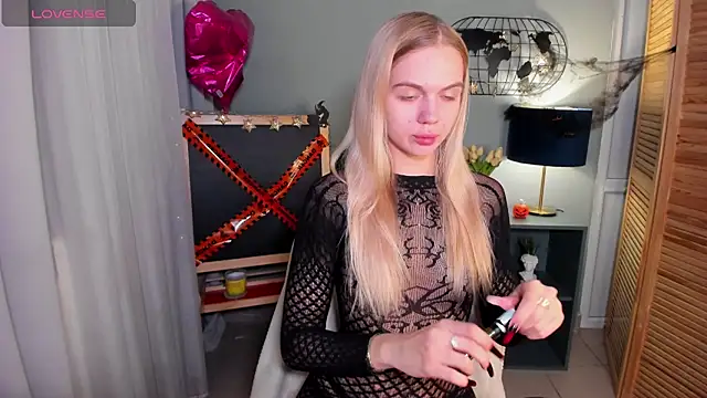 Aria69Stars online show from 10/26/25, 03:45