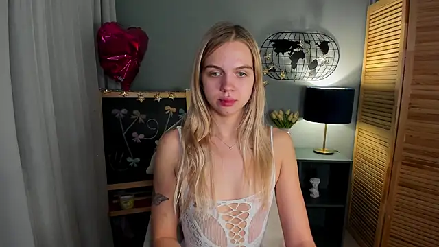 Aria69Stars online show from 11/04/25, 10:30