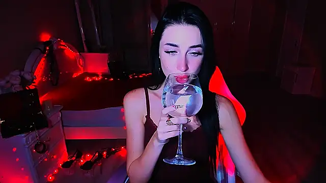 Snapshot of lovely_desire chatting on 09/18/25, 03:26 lovely desire online show from 09/18/25, 03:26