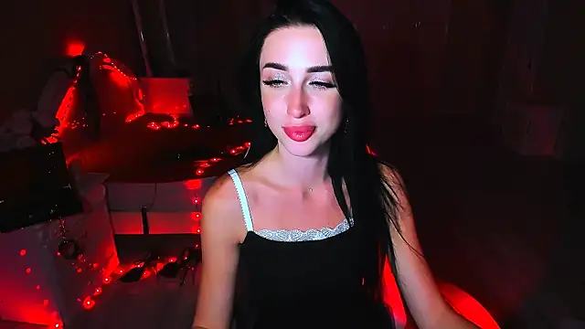 Snapshot of lovely_desire chatting on 09/17/25, 04:09 lovely desire online show from 09/17/25, 04:09