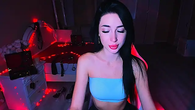 Snapshot of lovely_desire chatting on 09/26/25, 08:21 lovely desire online show from 09/26/25, 08:21