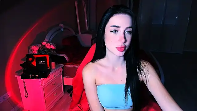 Snapshot of lovely_desire chatting on 11/14/25, 08:07 lovely desire online show from 11/14/25, 08:07