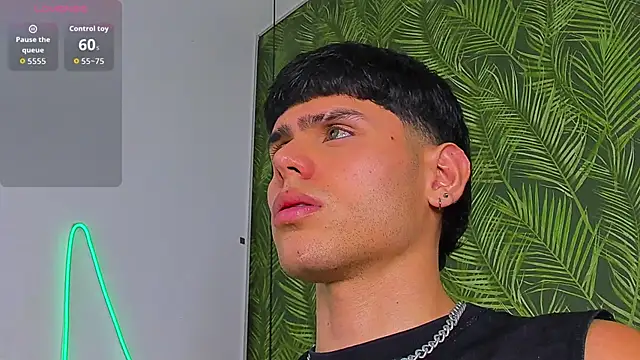 Snapshot of Nathaniel_Park chatting on 02/03/26, 03:37 Nathaniel Park online show from 02/03/26, 03:37