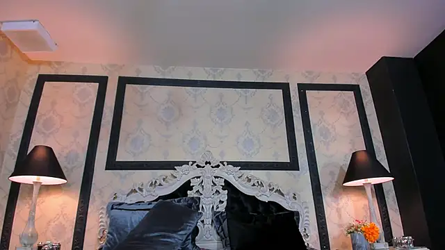 ImSophiie online show from 04/14/26, 10:37