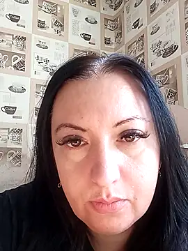 Snapshot of Veronica-Celie chatting on 09/17/25, 07:10 Veronica-Celie online show from 09/17/25, 07:10