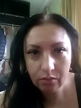 Veronica-Celie online show from 12/17/25, 06:51