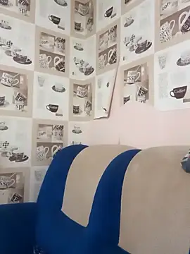 Veronica-Celie online show from 11/02/25, 12:43