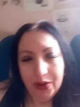 Snapshot of Veronica-Celie chatting on 06/01/26, 07:41 Veronica-Celie online show from 06/01/26, 07:41