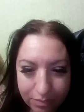 Snapshot of Veronica-Celie chatting on 12/30/24, 07:32 Veronica-Celie online show from 12/30/24, 07:32
