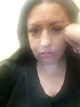 Snapshot of Veronica-Celie chatting on 04/23/26, 10:33 Veronica-Celie online show from 04/23/26, 10:33